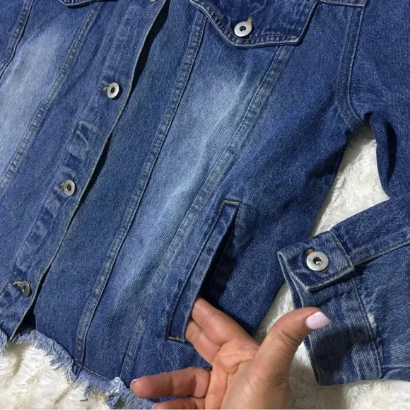 LOVE TREE Women’s Denim Embroidered Tiger Jacket - Picture 6 of 13